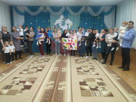 Праздник "День матери" Праздник "День матери".